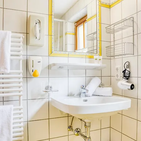 Otel Edelweiss-schloessl