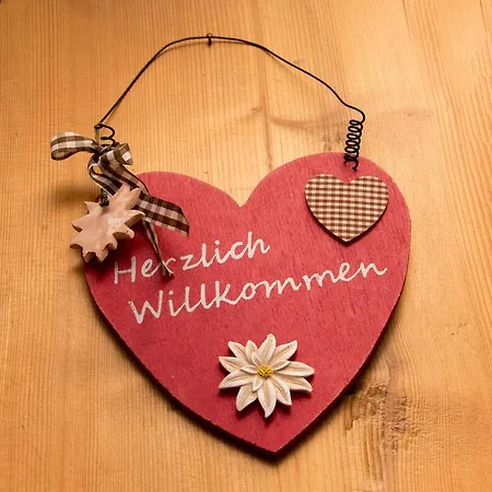 Edelweiß-schlössl Hotel 3*
