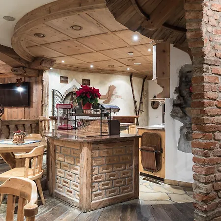 Otel Edelweiss-schloessl