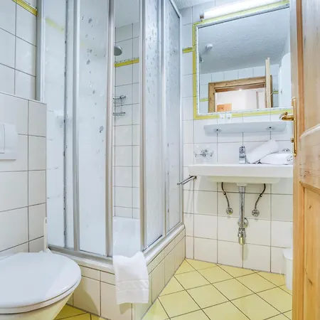 Hotel Edelweiß-schlössl 3*