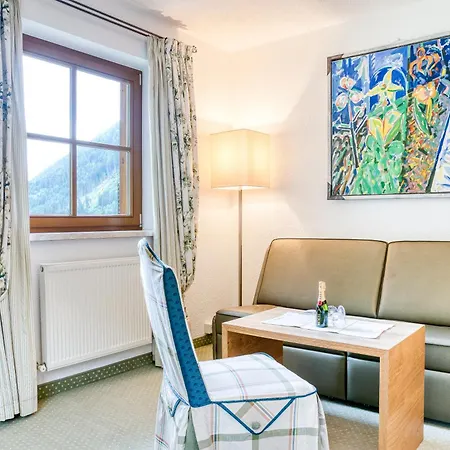 Edelweiss-schloessl 3*