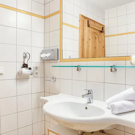 Edelweiss-schloessl Otel Kappl (Landeck)