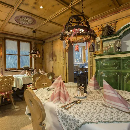 Edelweiss-schloessl Otel