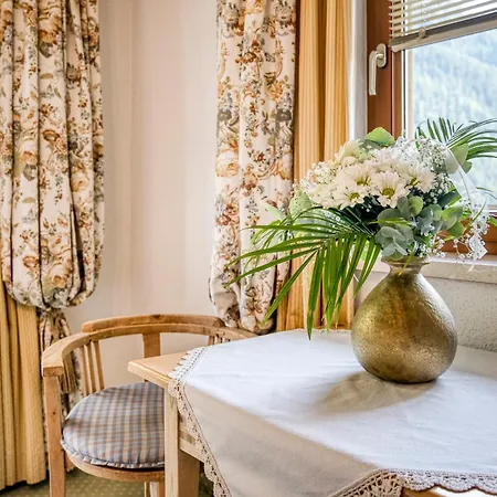 Hotel Edelweiss-schloessl